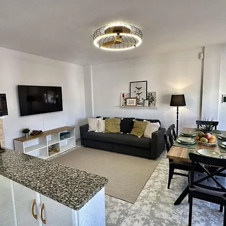 Tesla Playa Cura Apartment *